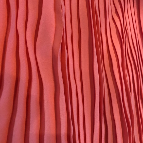 Women’s cold should pleated blouse from 1. State - Picture 4 of 4